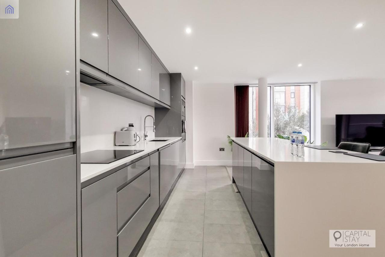 Free Parking - Stylish Three Bedroom Apartment By London Excel Eksteriør billede